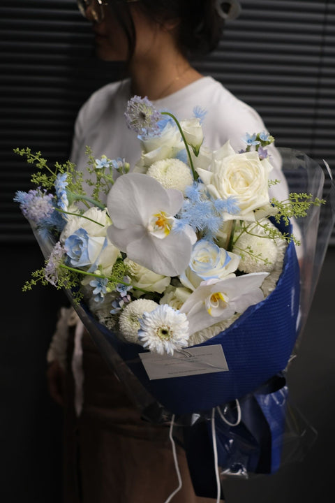 BOUQUET/ images for scale only