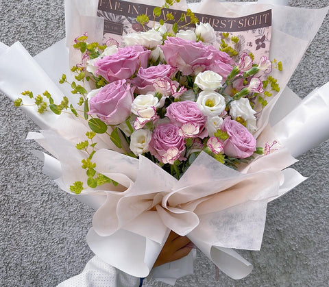 BOUQUET/ images for scale only