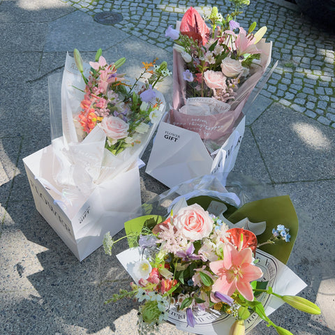 BOUQUET/ images for scale only