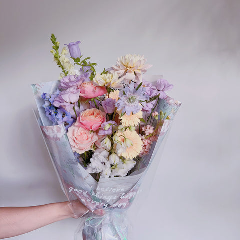 BOUQUET/ images for scale only