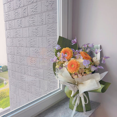 BOUQUET/ images for scale only