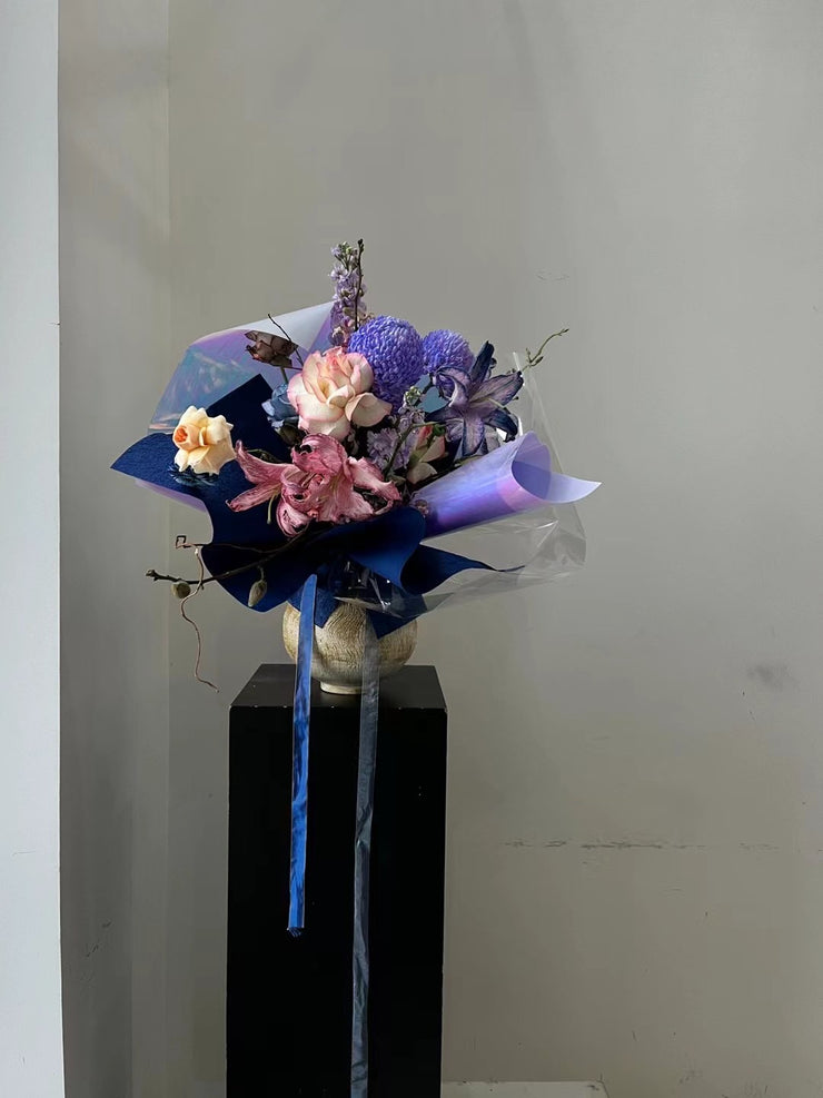 BOUQUET/ images for scale only