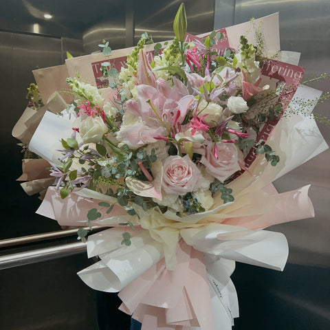 BOUQUET/ images for scale only