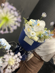 BOUQUET/ images for scale only