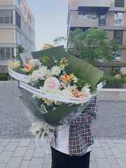 BOUQUET/ images for scale only